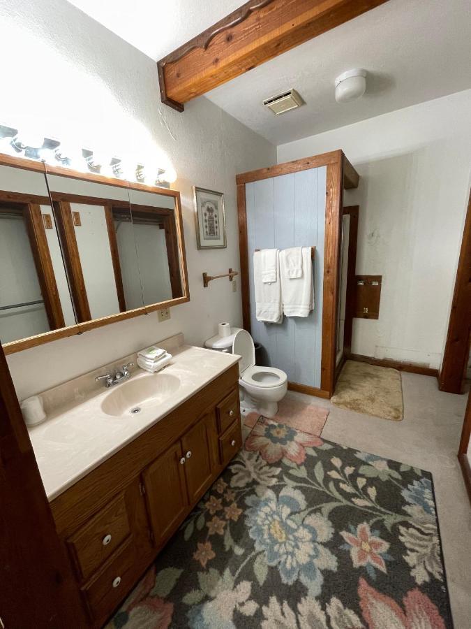 لافا هوت سبرينغس Adventures Vacation Rentals المظهر الخارجي الصورة